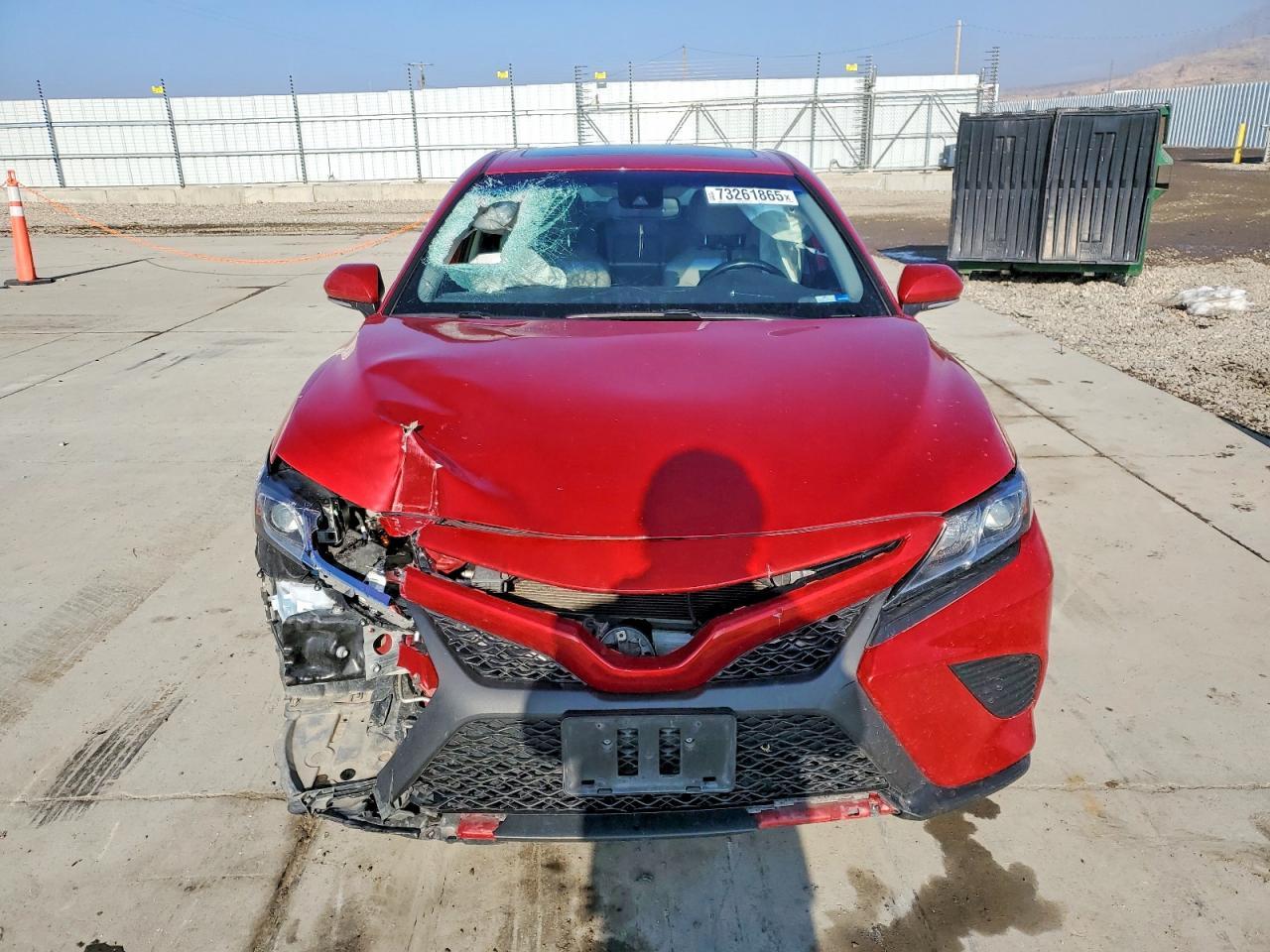 2019 TOYOTA CAMRY
