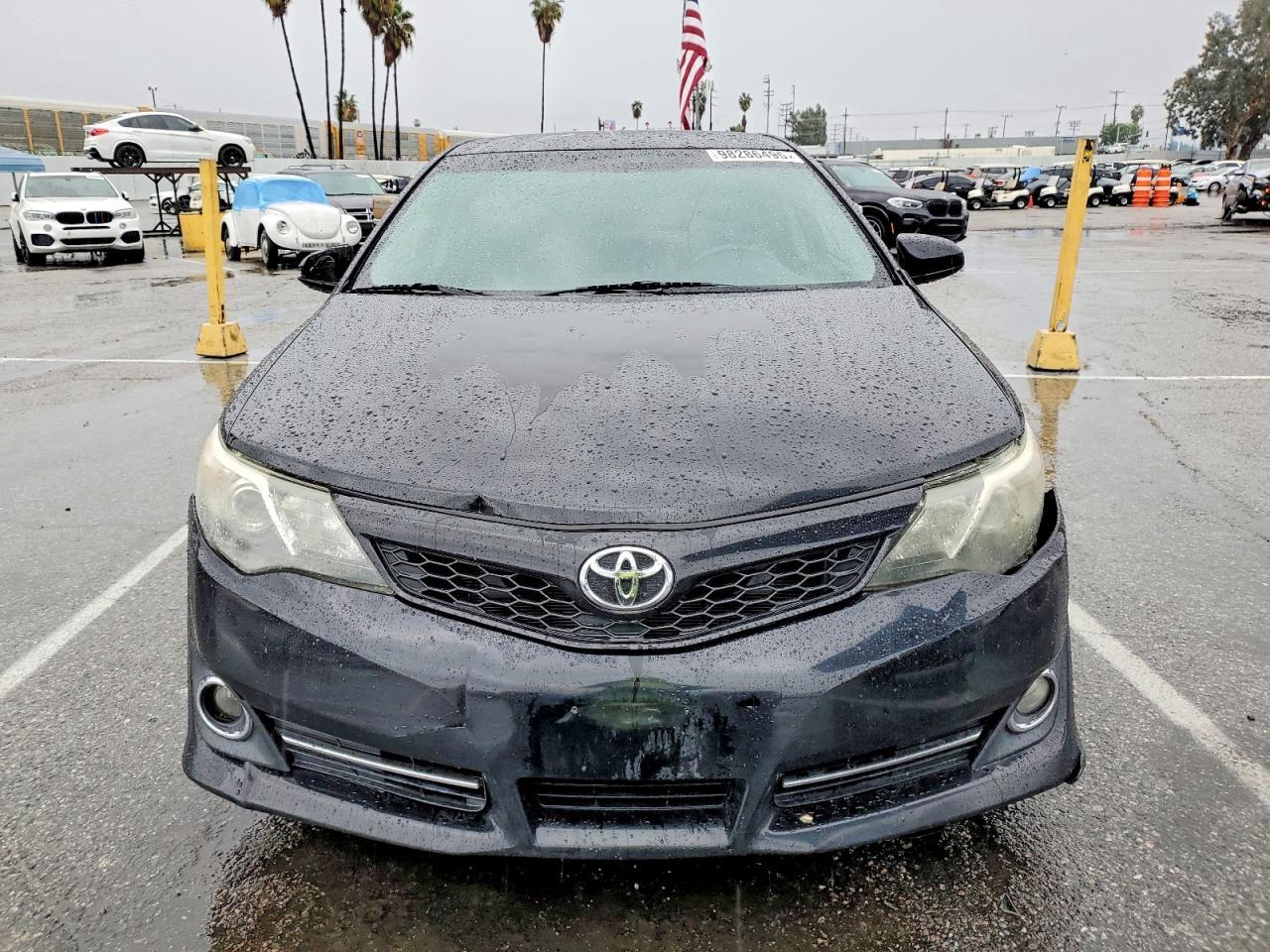 2014 TOYOTA CAMRY
