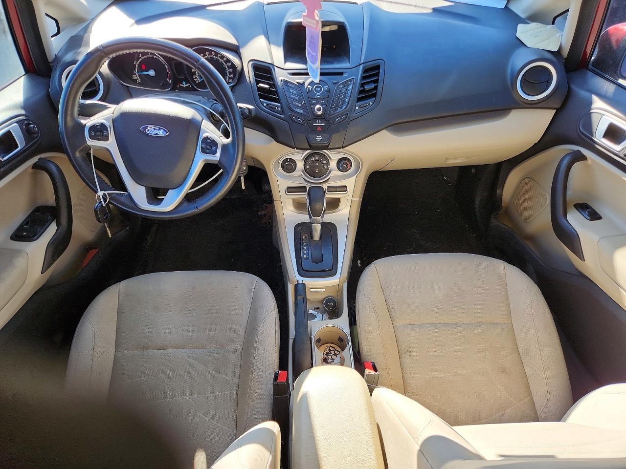 2016 FORD Fiesta