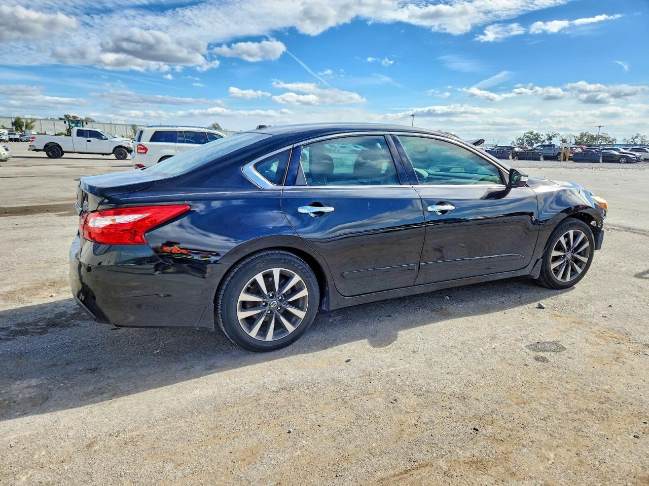 2016 NISSAN ALTIMA