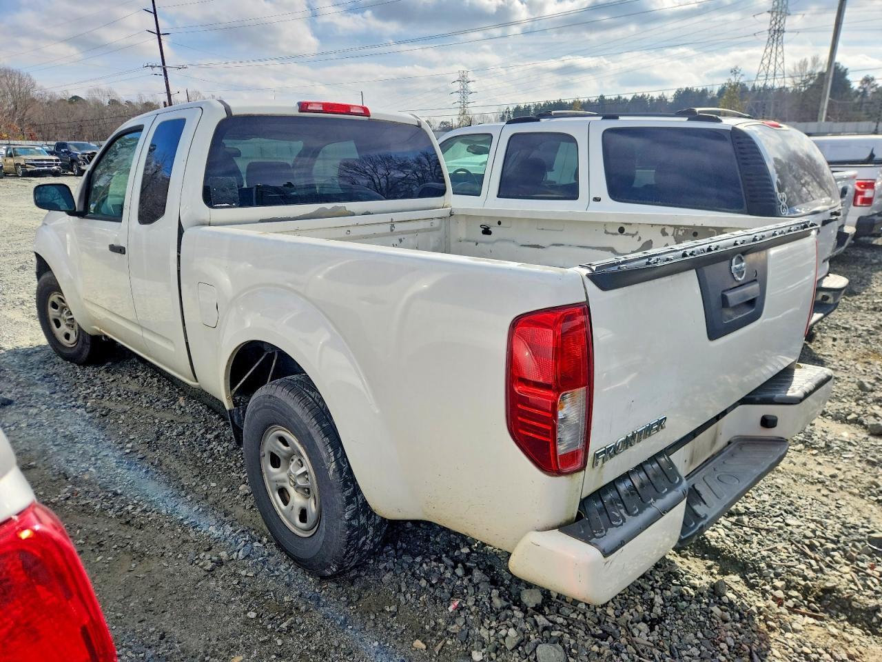2017 NISSAN Frontier