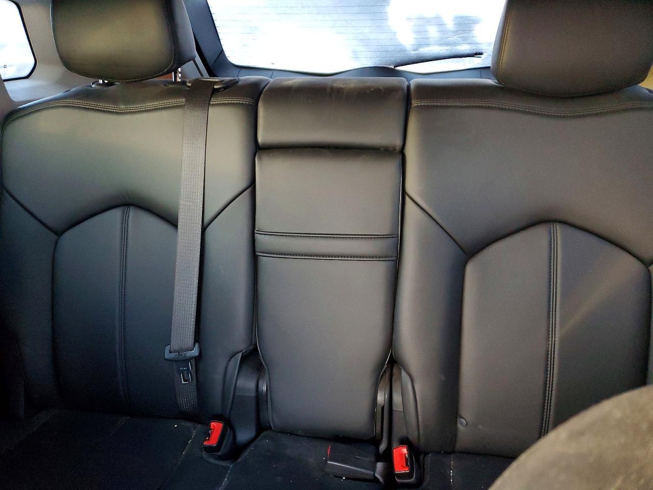 2011 CADILLAC SRX