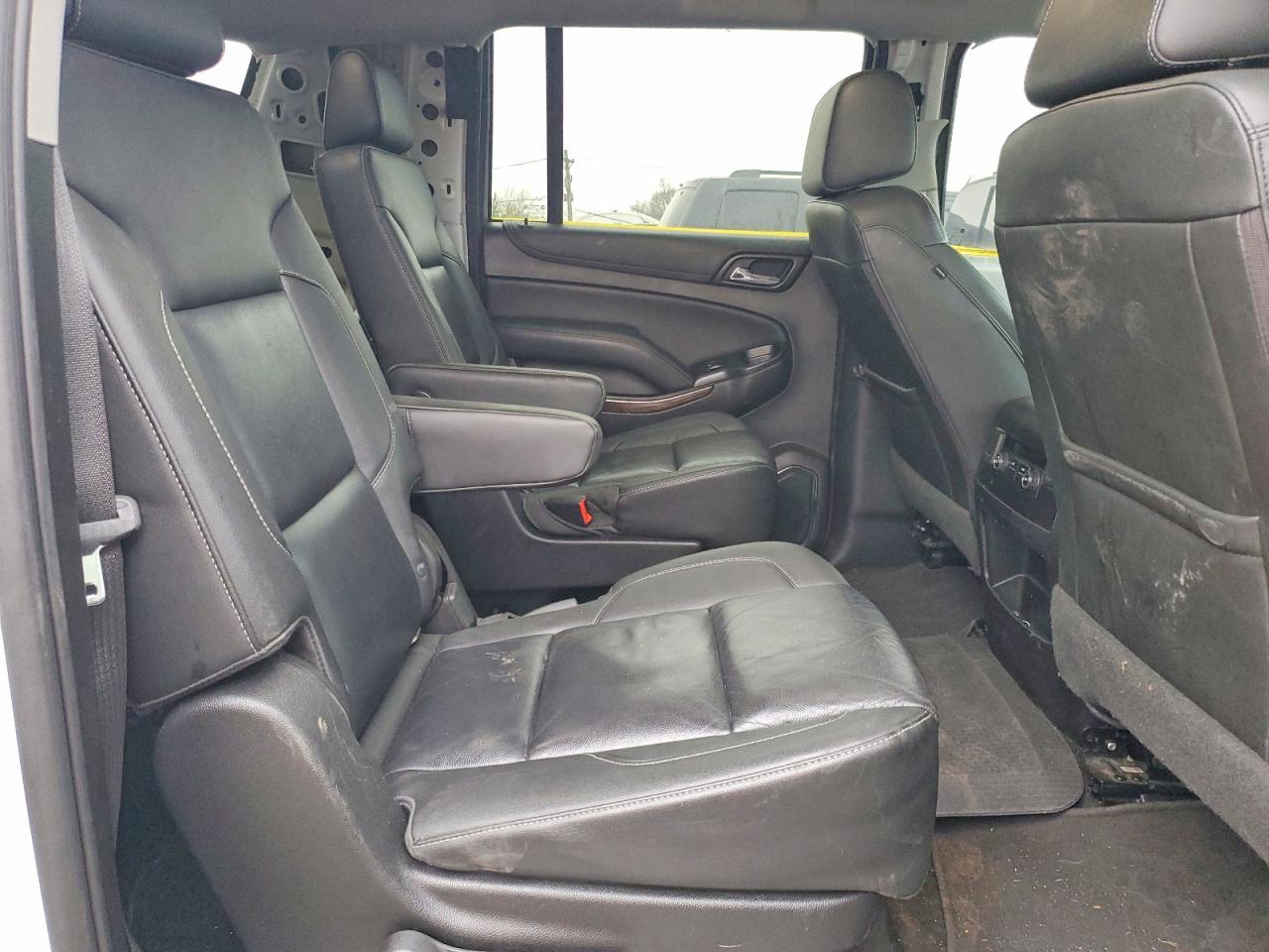 2018 CHEVROLET Suburban