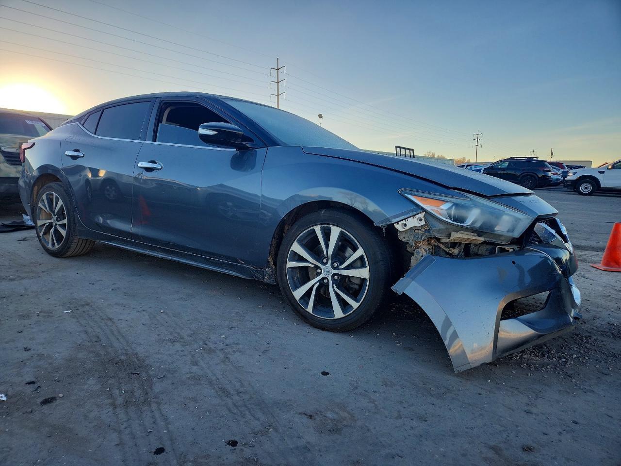 2018 NISSAN Maxima
