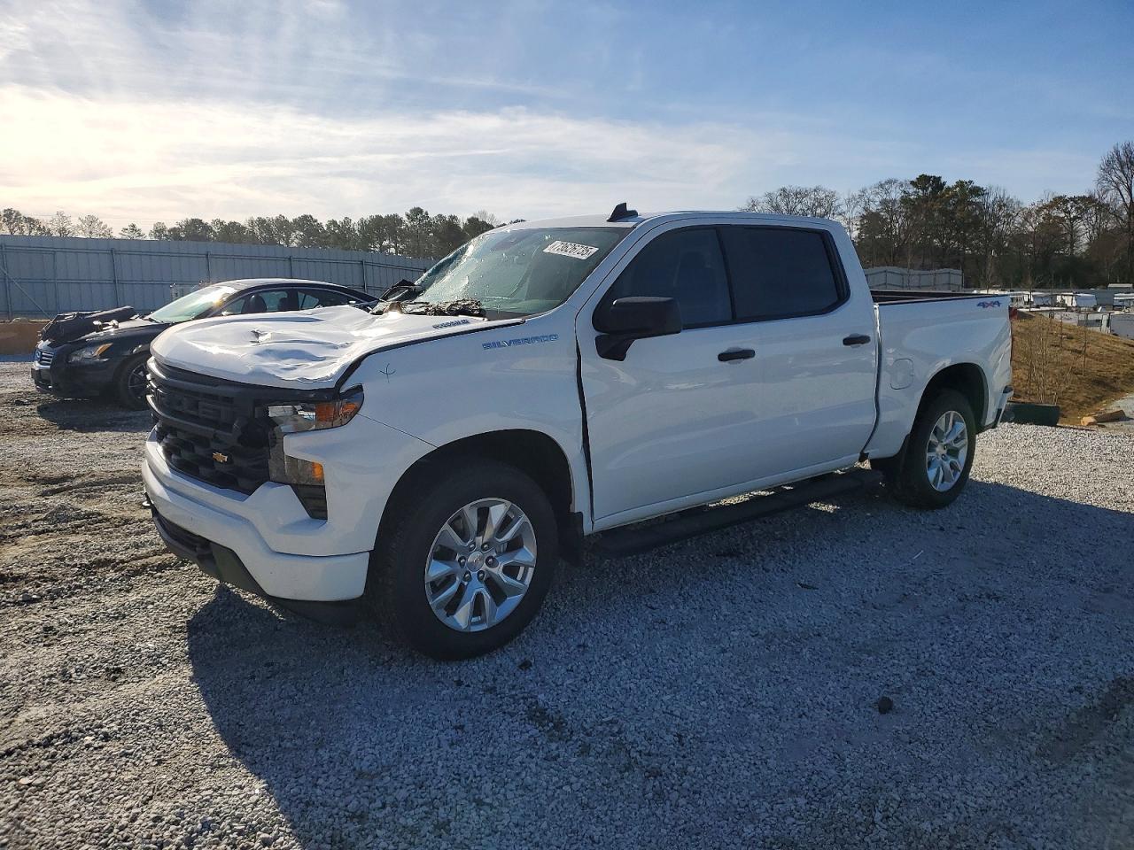2025 CHEVROLET Silverado
