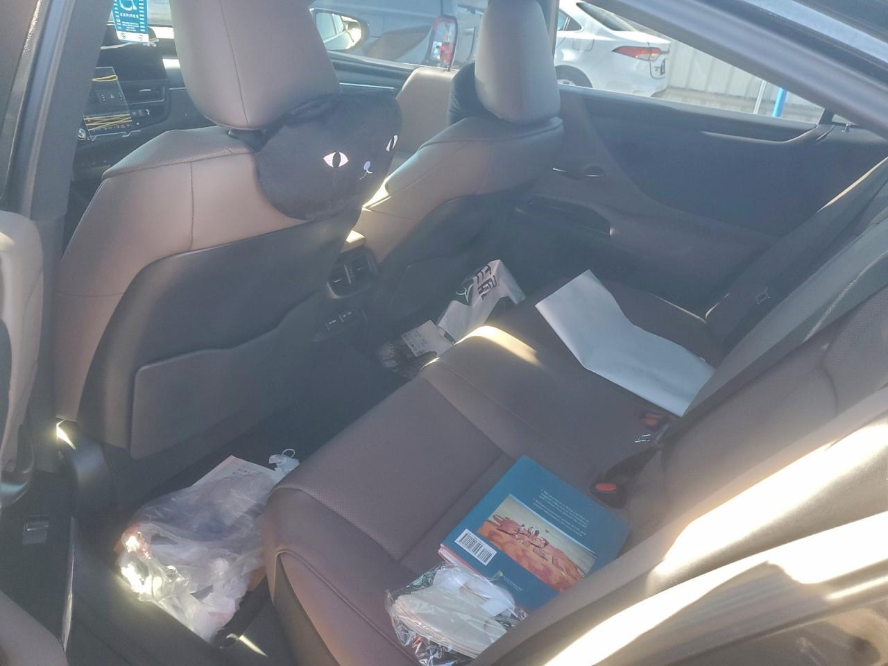 2025 LEXUS ES 350