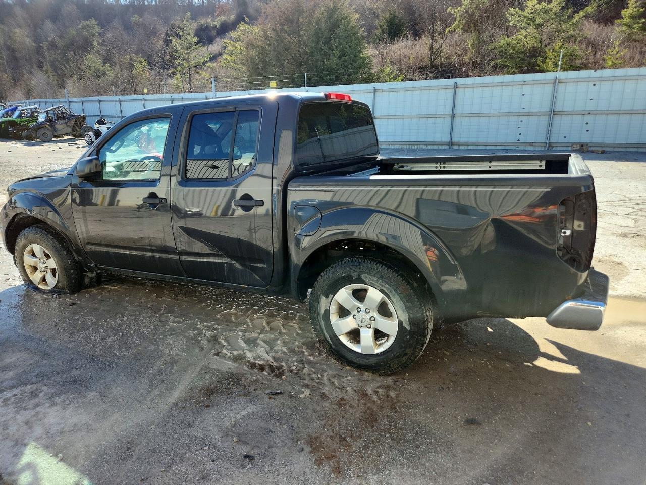 2012 NISSAN Frontier