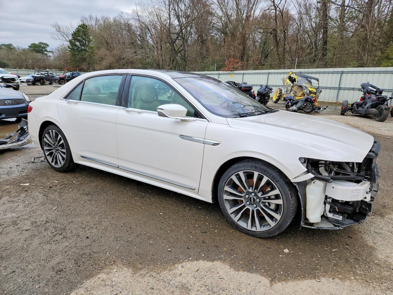 2018 LINCOLN Continental
