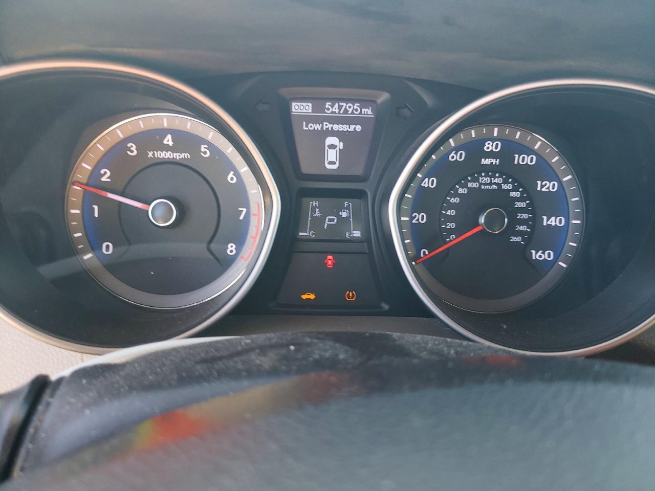 2016 HYUNDAI ELANTRA