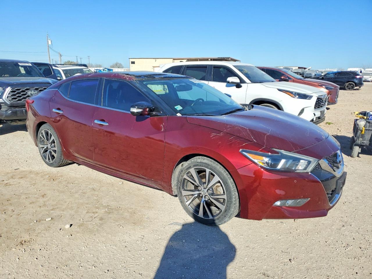 2016 NISSAN Maxima