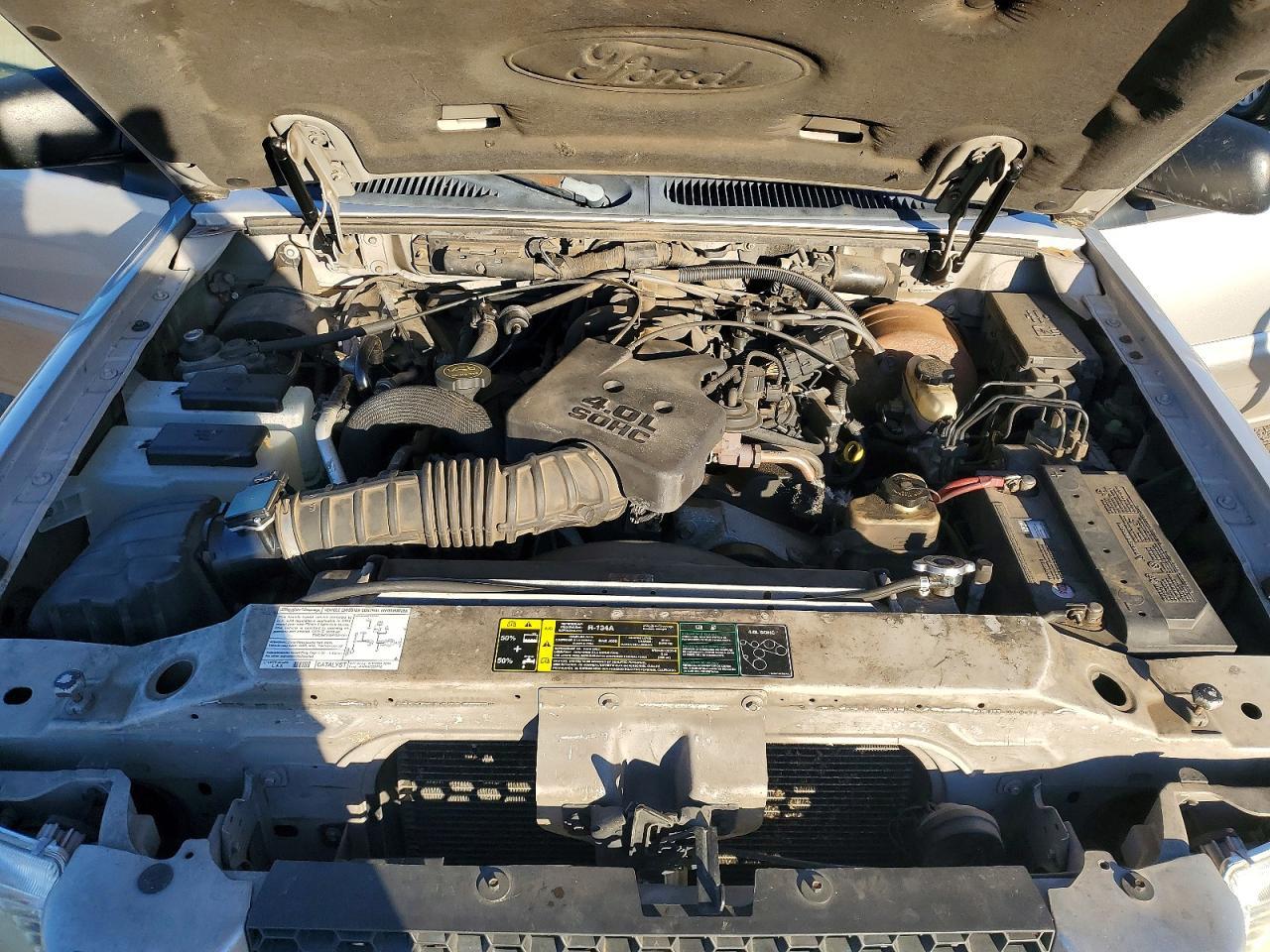 2004 FORD Explorer Sport Trac