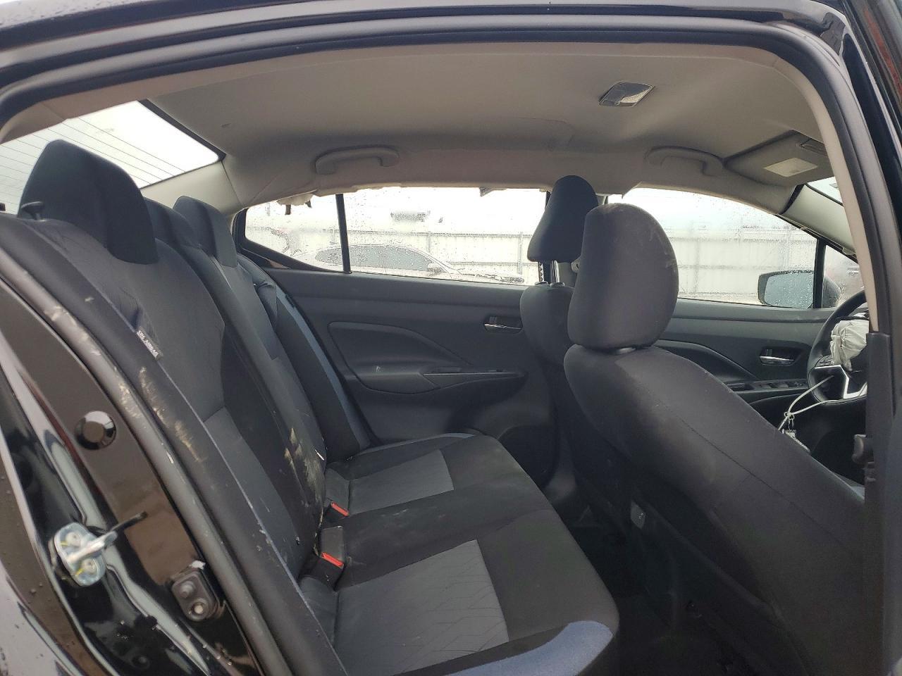 2025 NISSAN VERSA