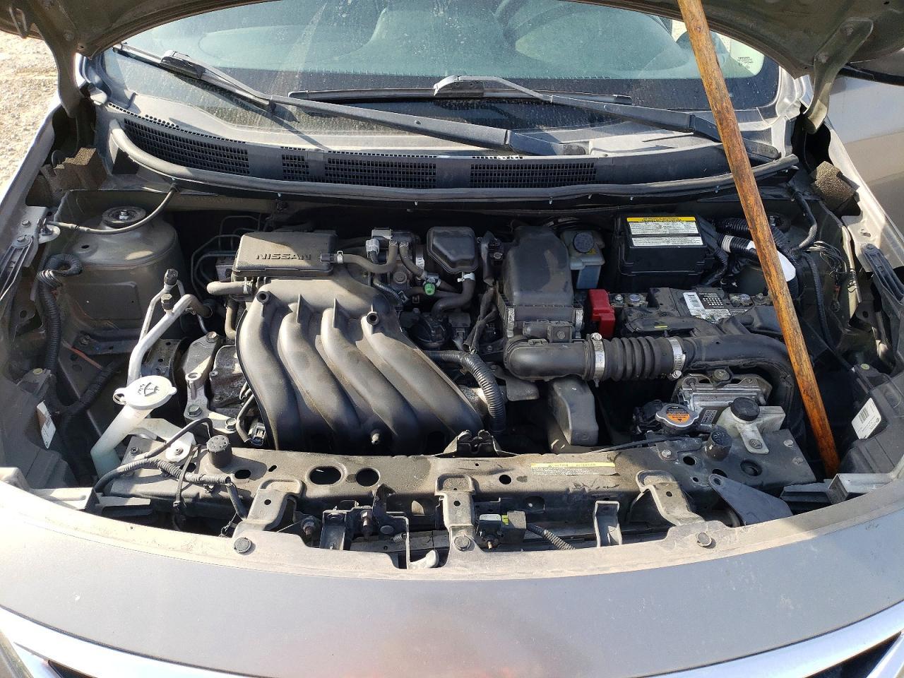 2016 NISSAN VERSA