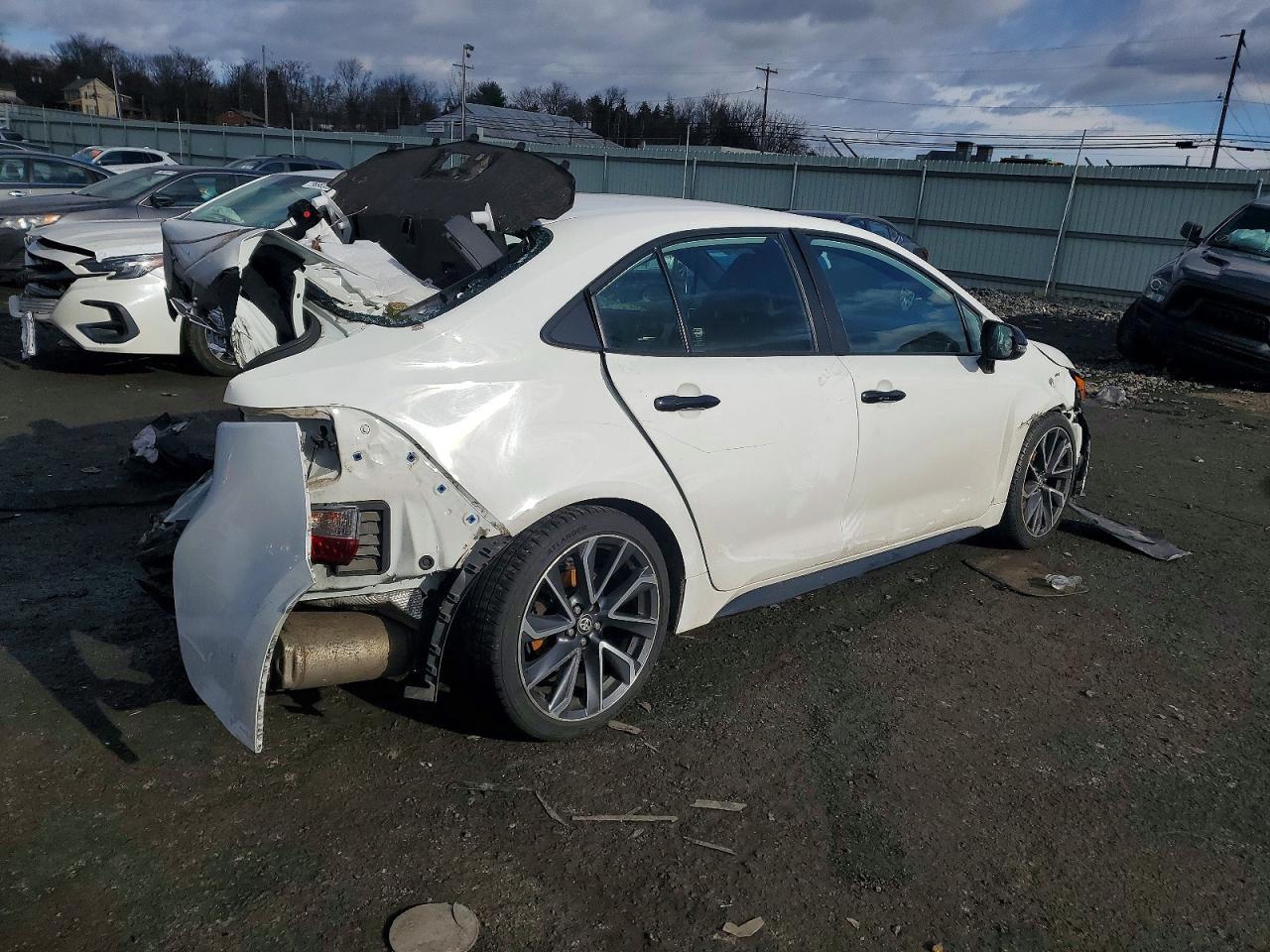 2021 TOYOTA COROLLA