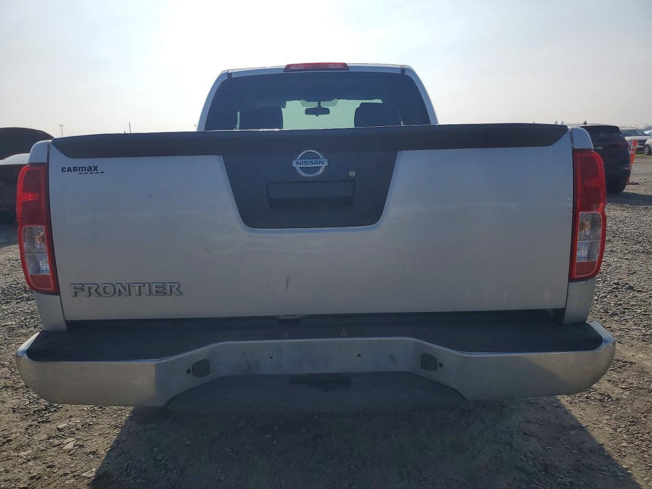 2016 NISSAN Frontier