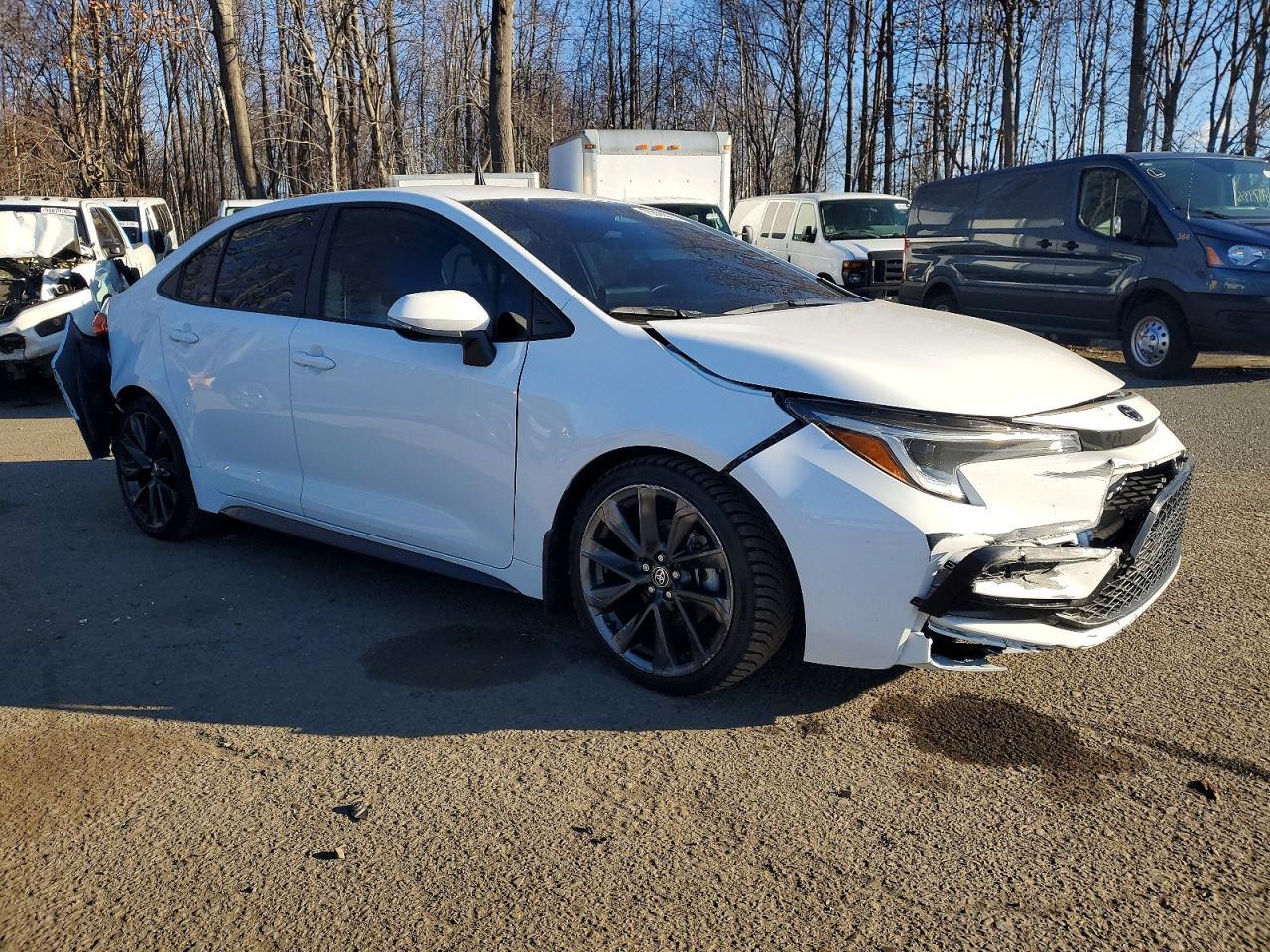 2024 TOYOTA COROLLA