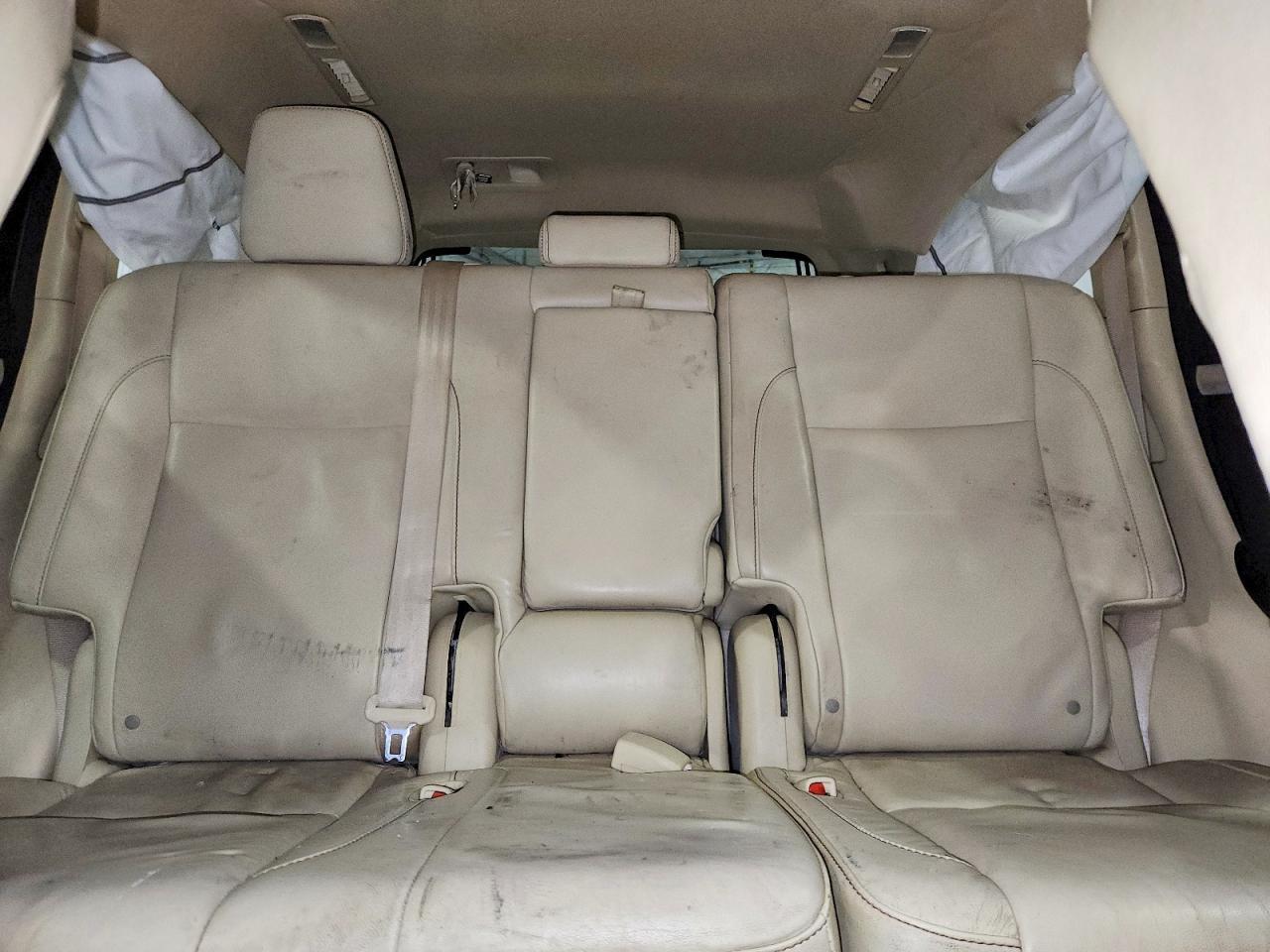 2016 TOYOTA HIGHLANDER