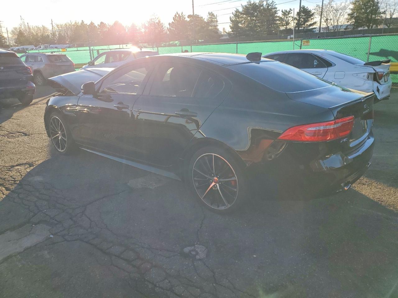 2019 JAGUAR XE