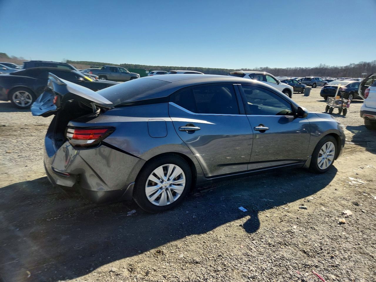 2022 NISSAN SENTRA