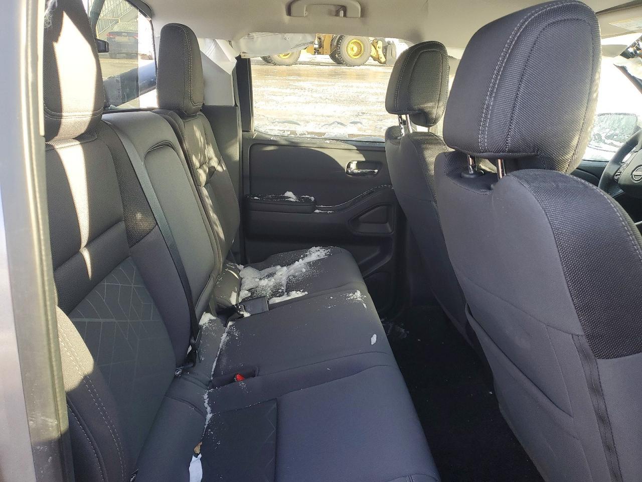 2025 NISSAN Frontier
