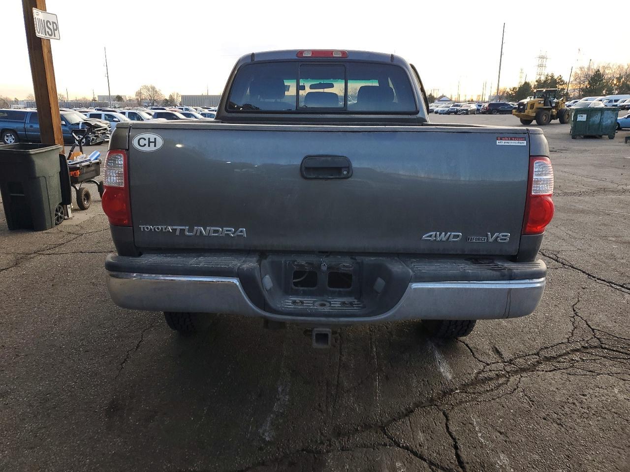 2005 TOYOTA TUNDRA