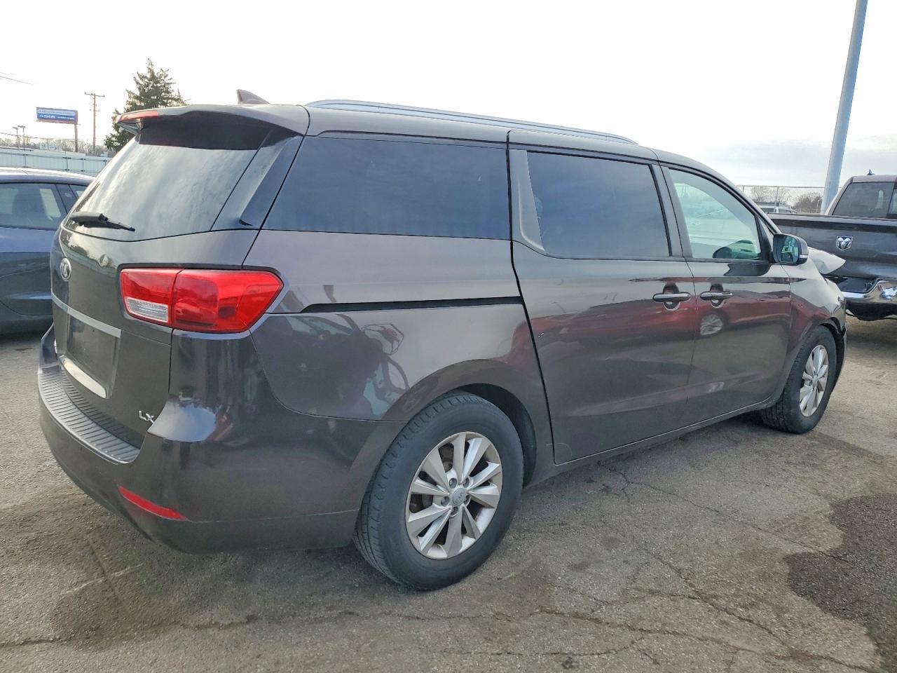 2017 KIA SEDONA