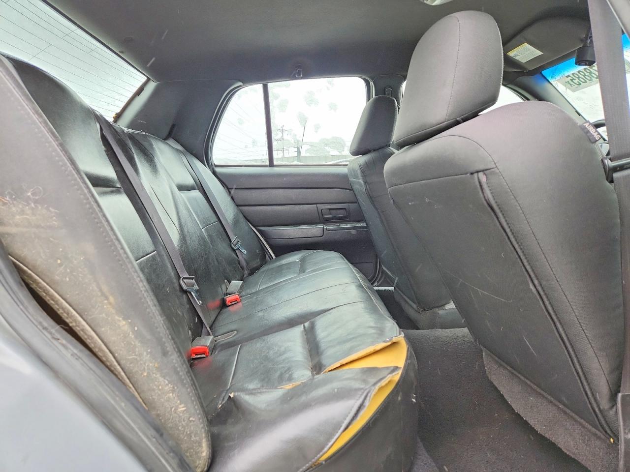 2008 FORD Crown Victoria