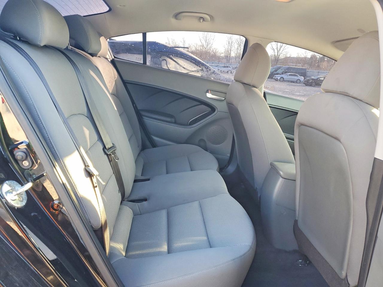 2017 KIA FORTE