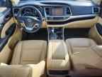 2016 TOYOTA HIGHLANDER