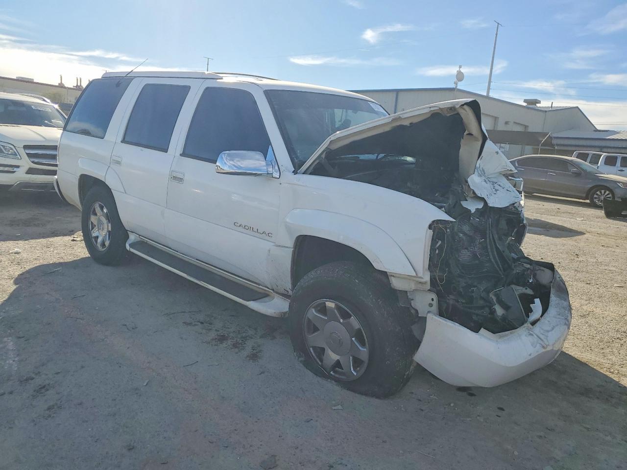 2000 CADILLAC ESCALADE