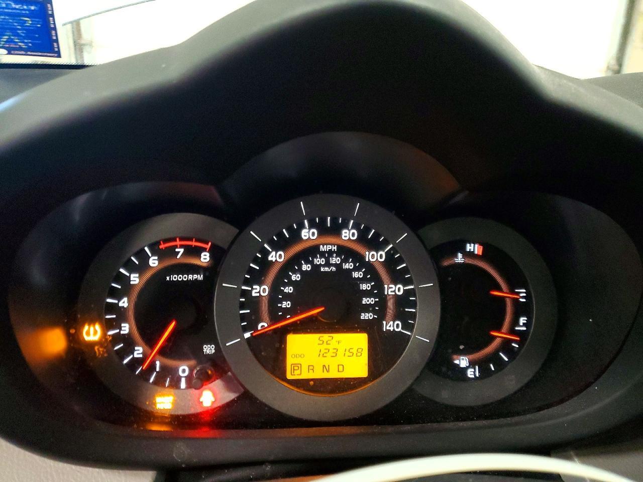 2011 TOYOTA RAV4