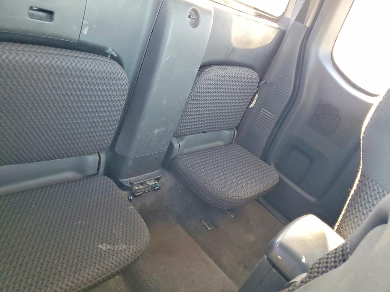 2005 NISSAN Frontier