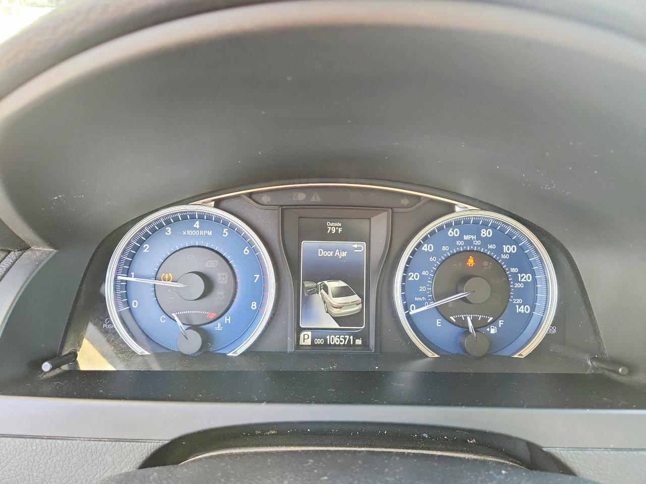 2016 TOYOTA CAMRY