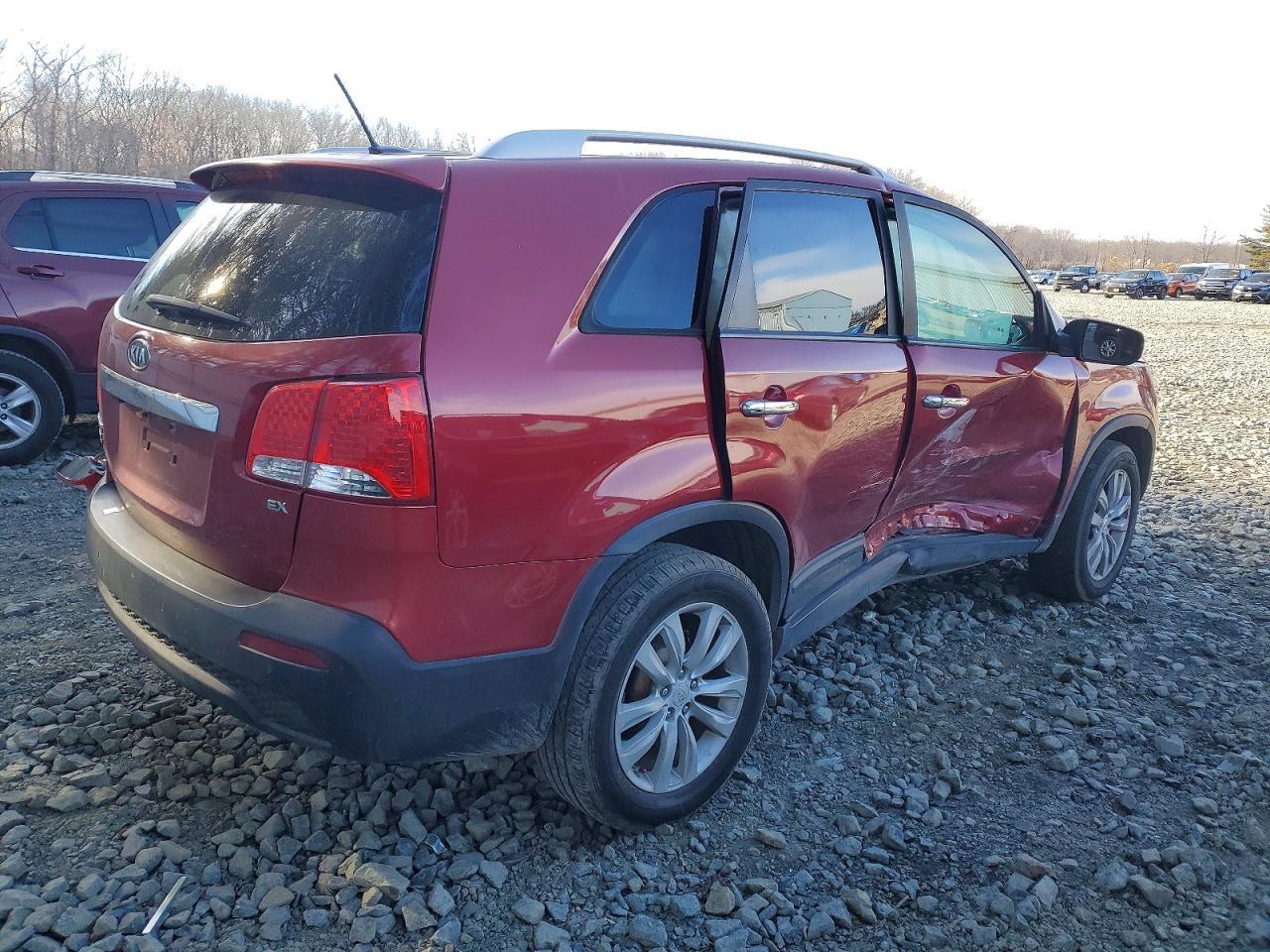 2011 KIA SORENTO