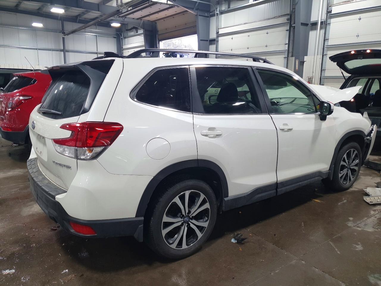 2024 SUBARU FORESTER