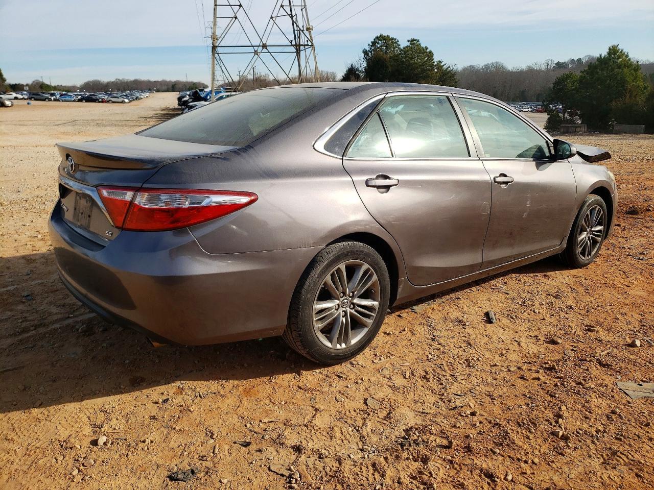 2015 TOYOTA CAMRY
