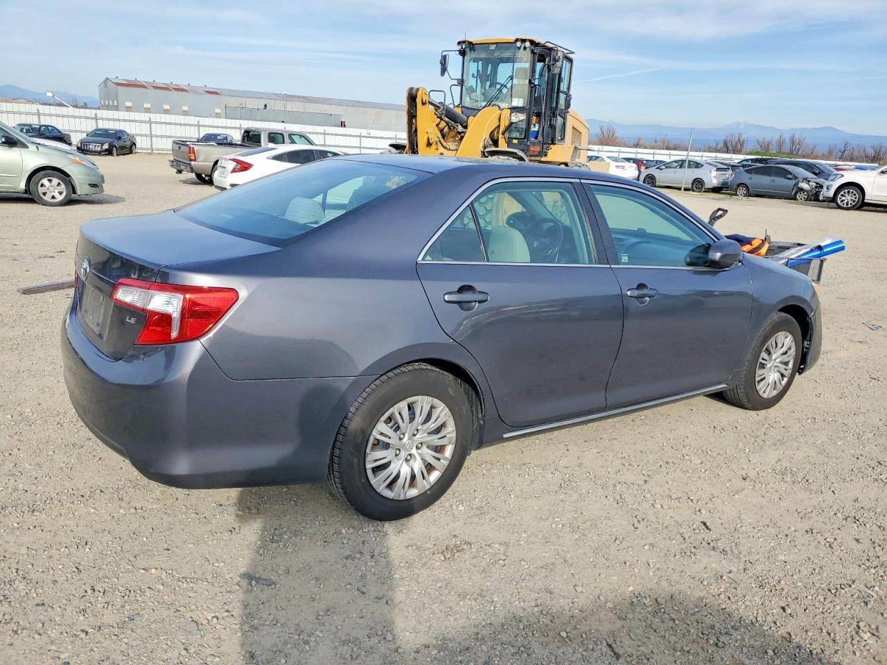 2013 TOYOTA CAMRY