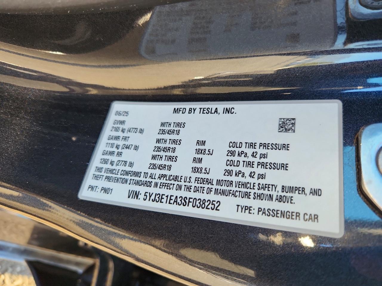 2025 TESLA MODEL 3