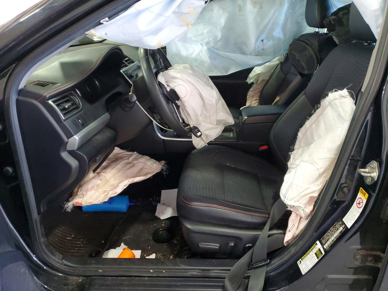 2015 TOYOTA CAMRY