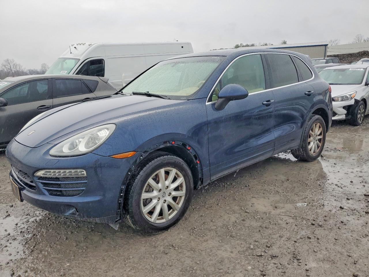 2012 PORSCHE CAYENNE
