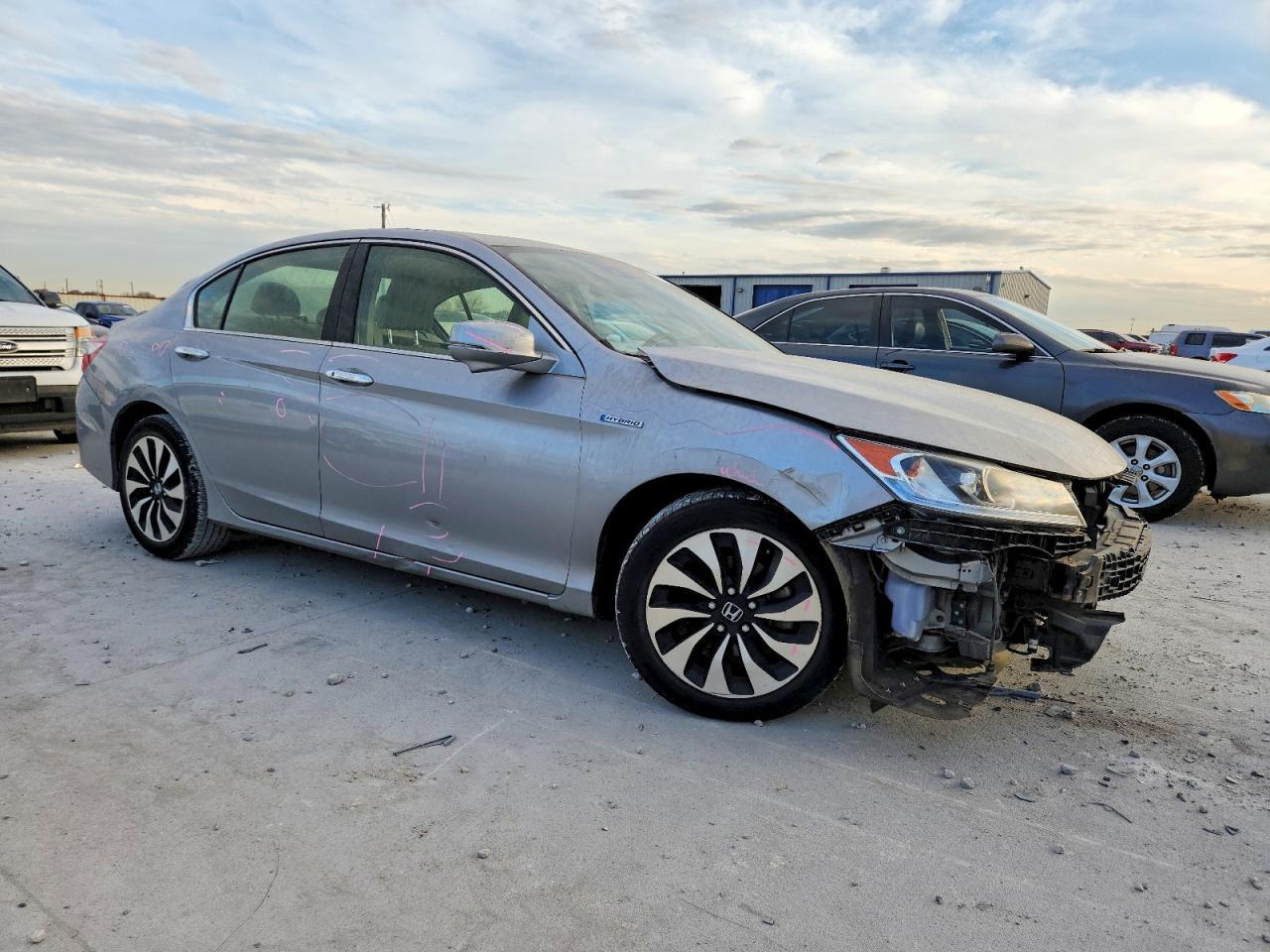 2017 HONDA ACCORD