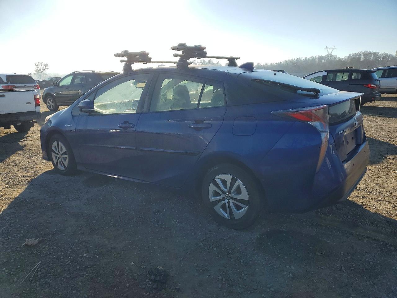 2016 TOYOTA PRIUS