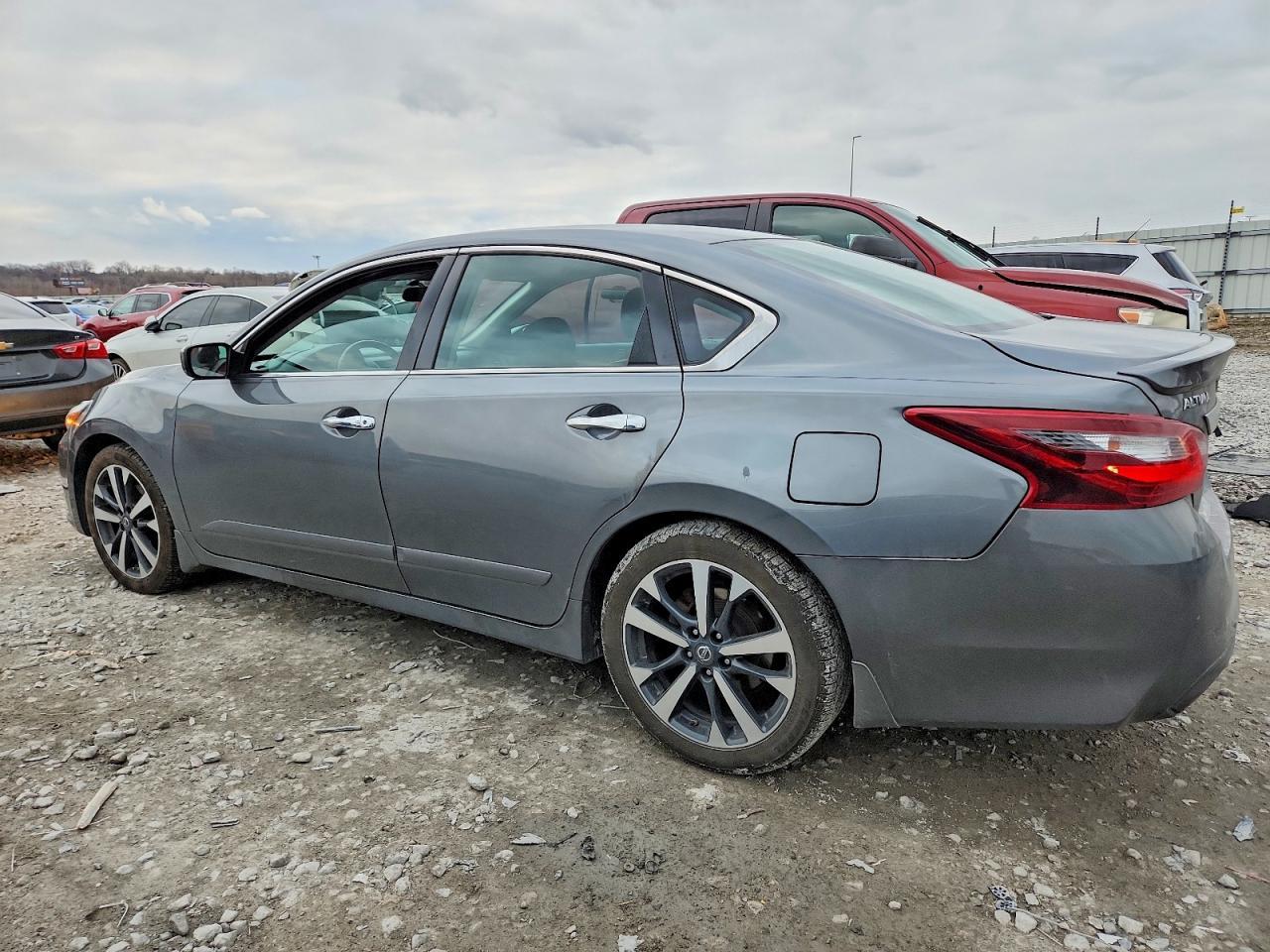 2017 NISSAN ALTIMA