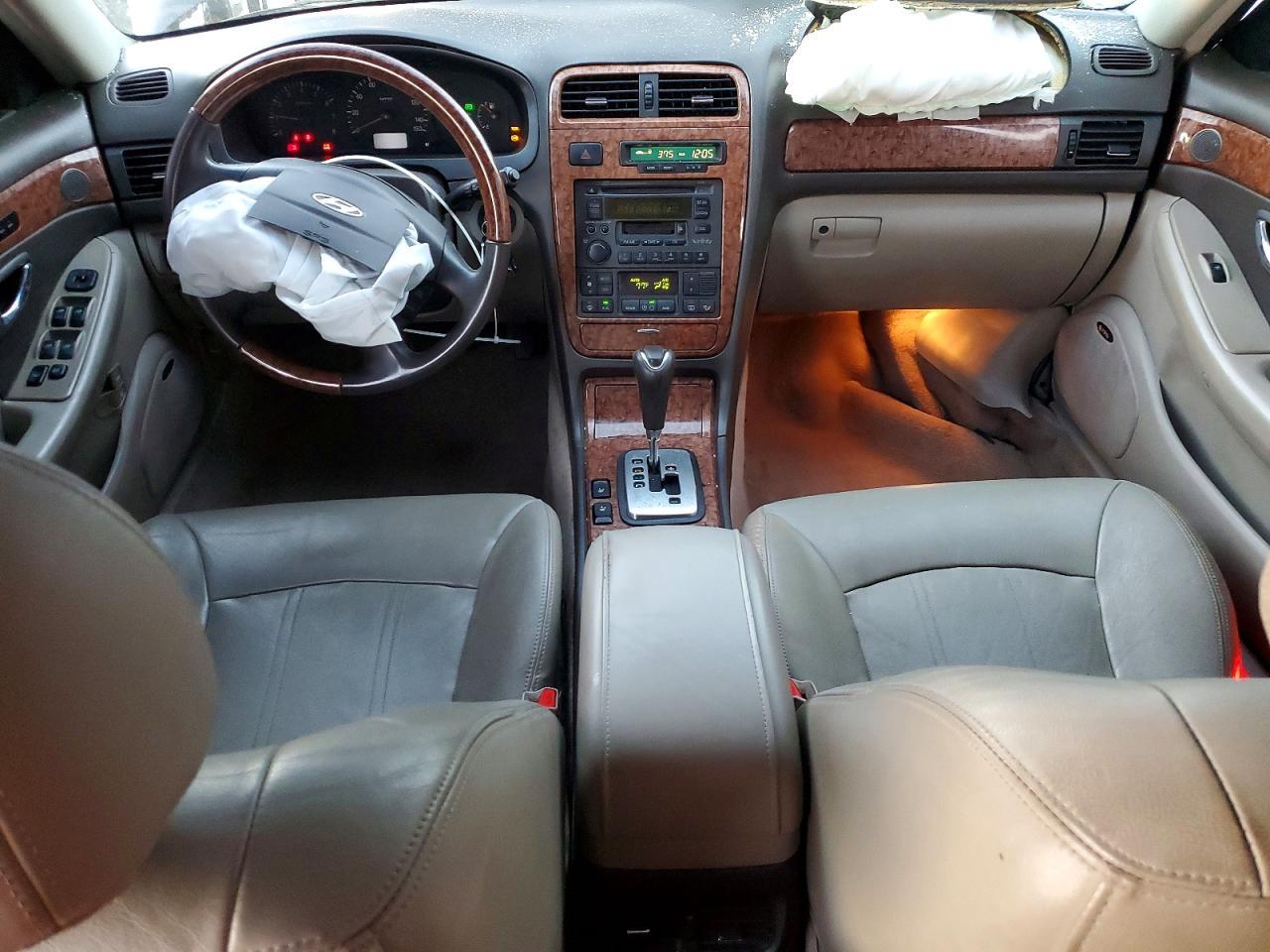2004 HYUNDAI Xg