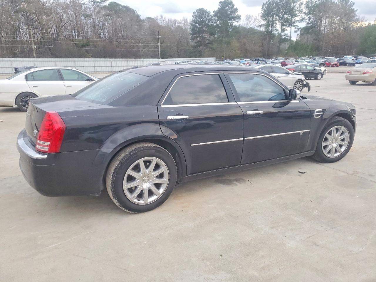 2010 CHRYSLER 300