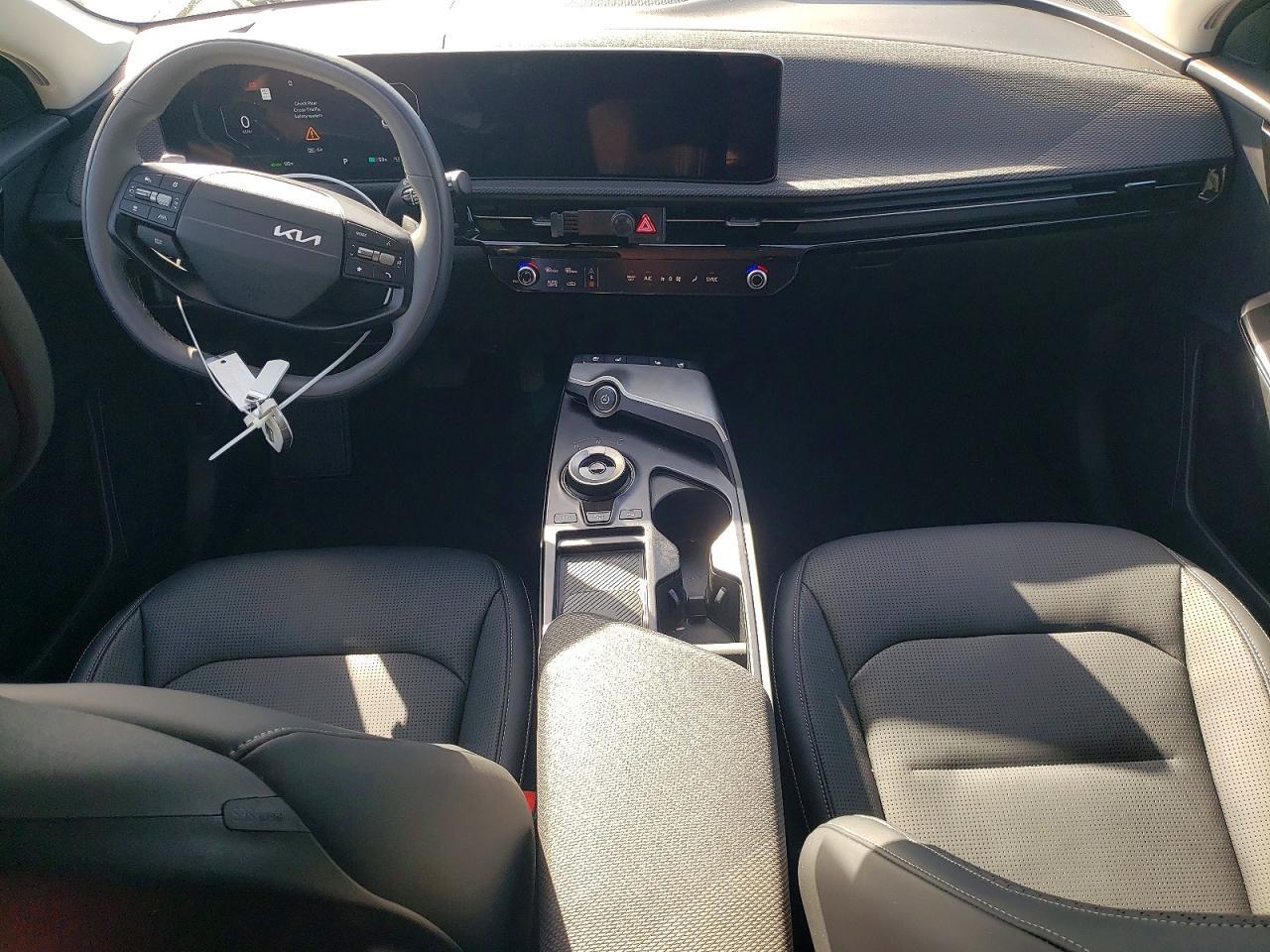 2025 KIA EV6