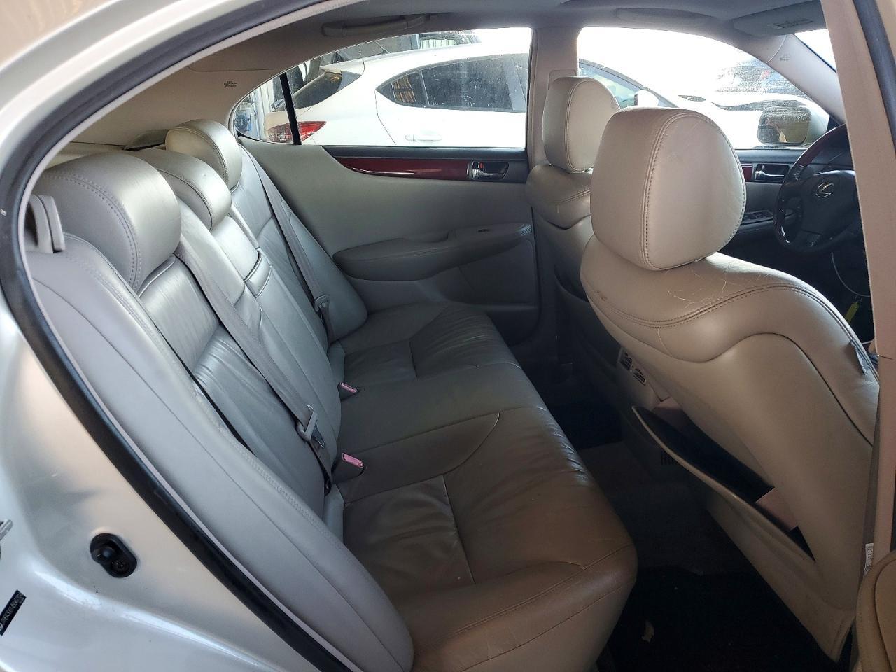 2004 LEXUS ES 330
