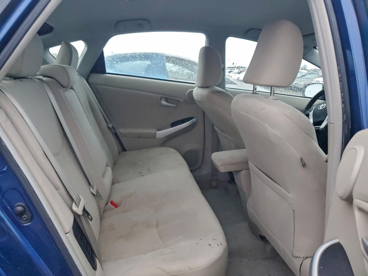 2011 TOYOTA PRIUS