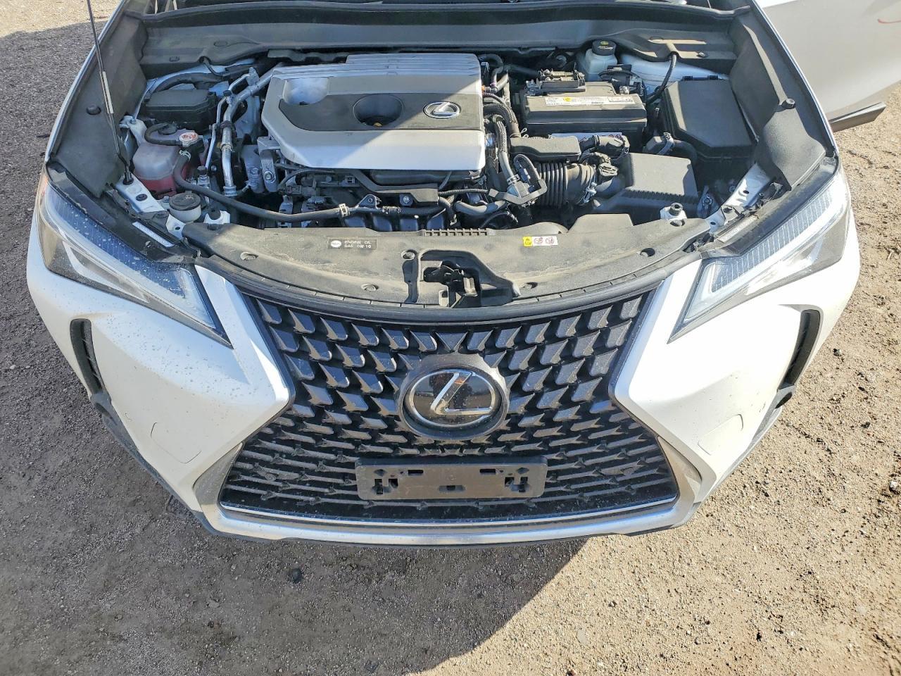 2021 LEXUS UX 200