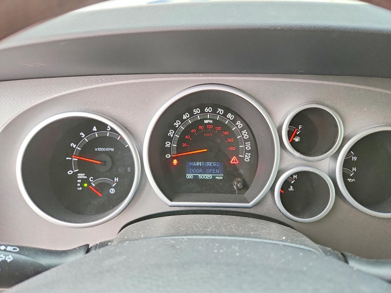 2013 TOYOTA Sequoia